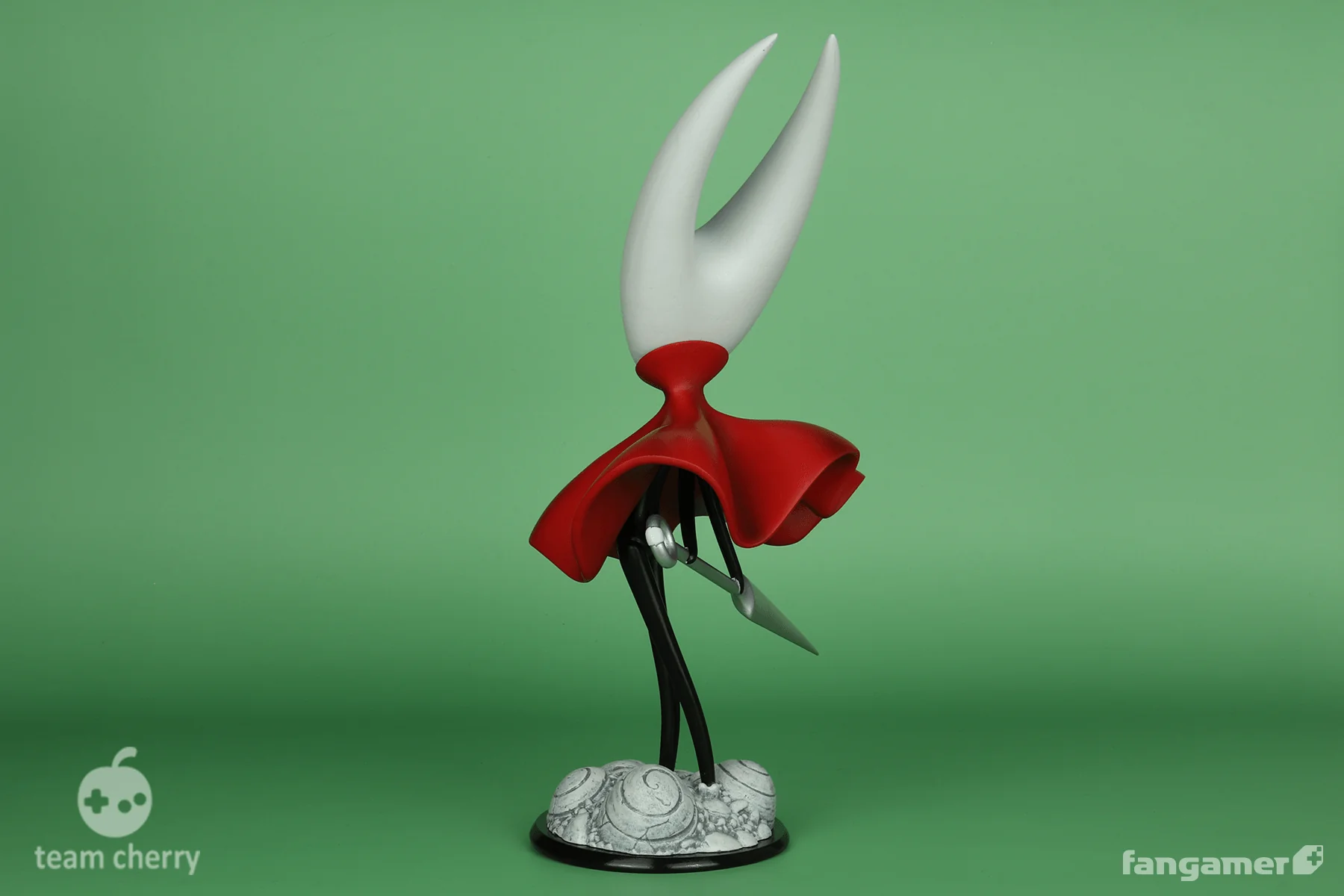 Hornet Resin Statue - Image 8